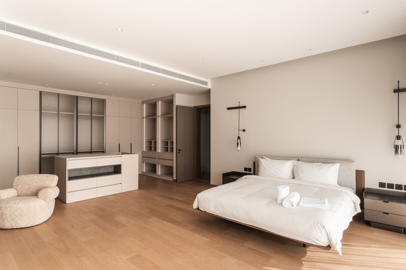 Clover Residence